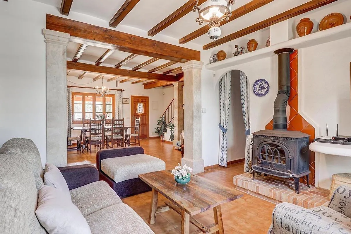 Charming Villa With A Fabulous Garden In Pollensa By Renthousing Nyaraló Pollença
