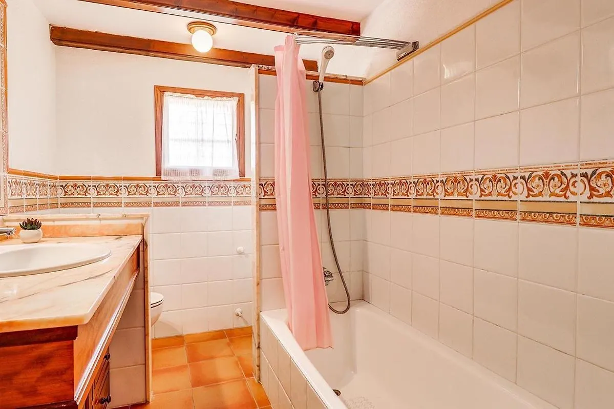 Casa vacanze Charming Villa With A Fabulous Garden In Pollensa By Renthousing
