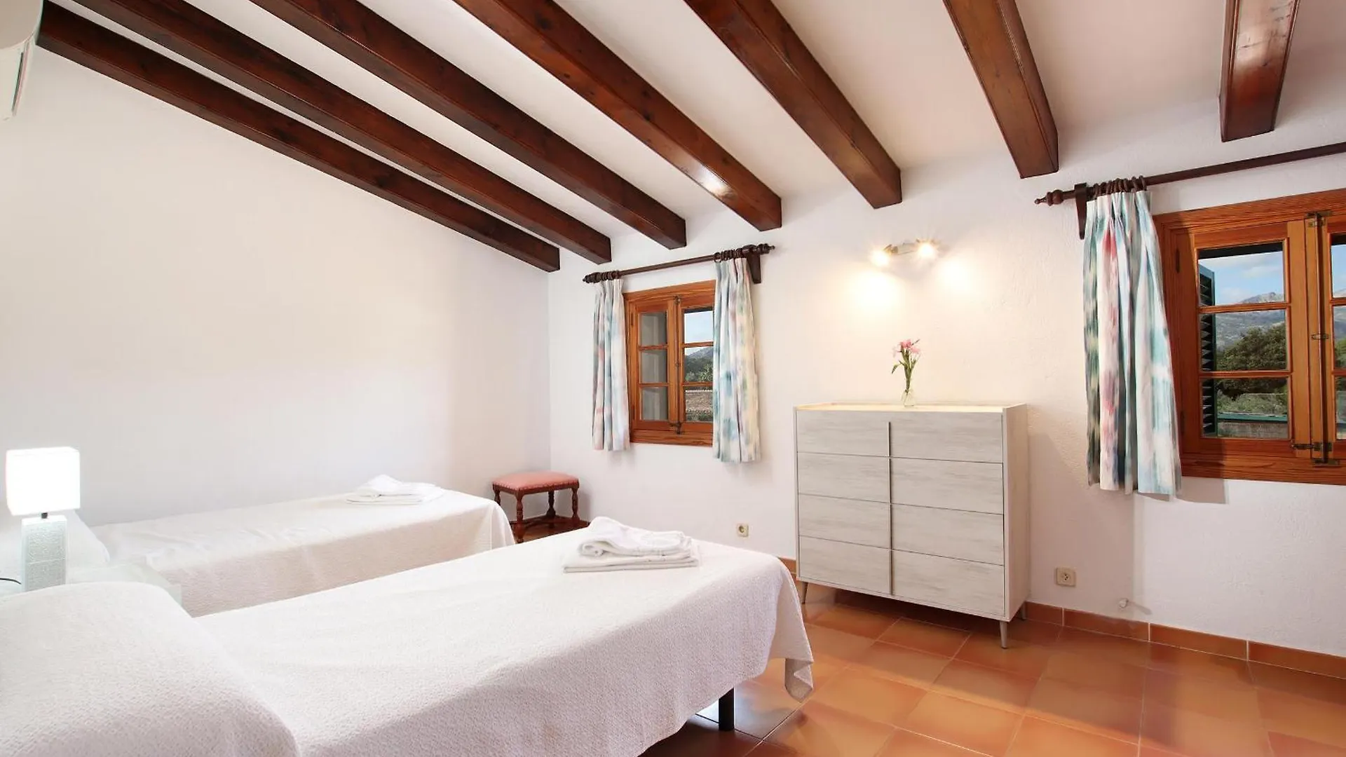 Charming Villa With A Fabulous Garden In Pollensa By Renthousing 0*, Pollença Spagna
