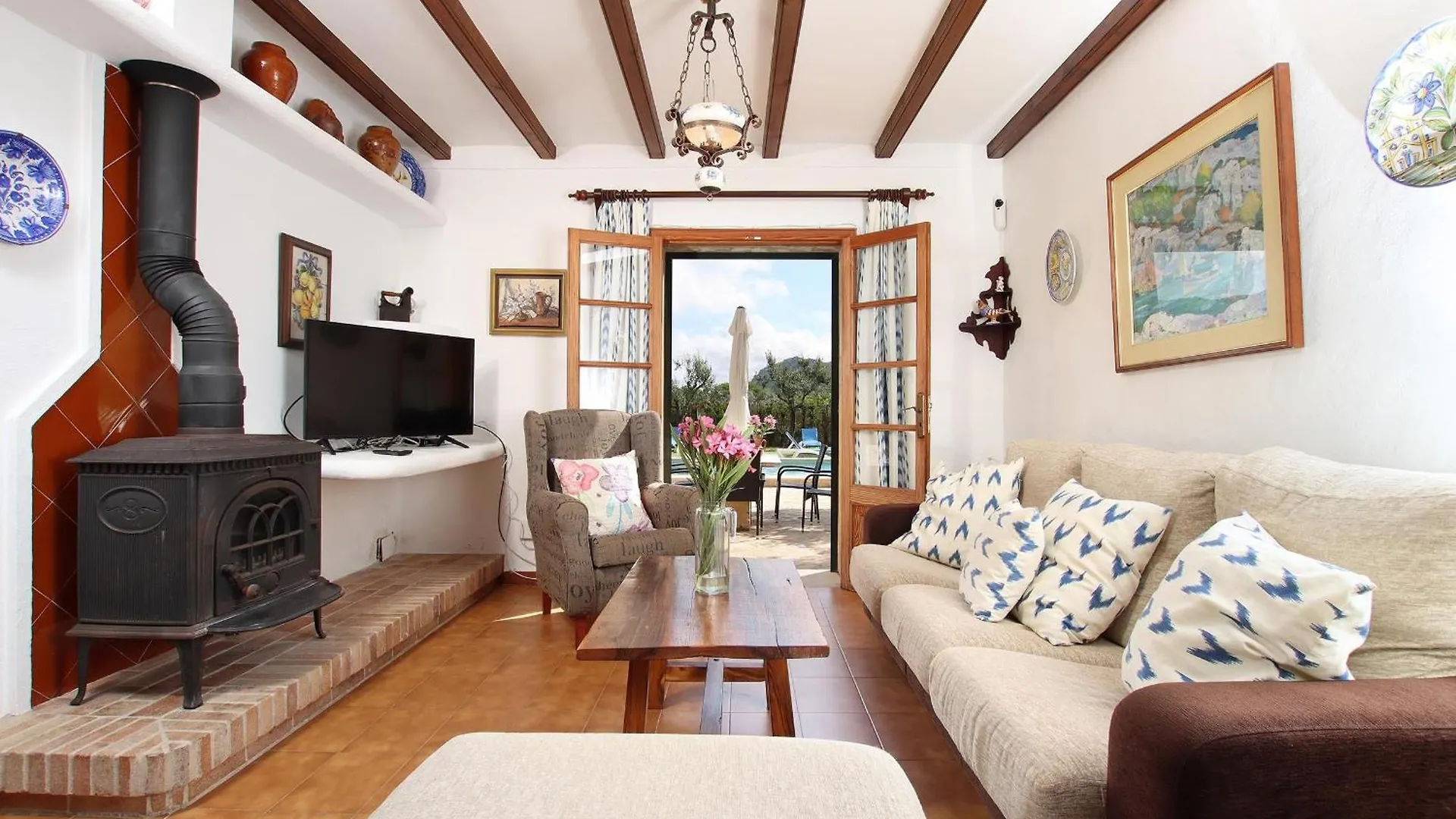 Charming Villa With A Fabulous Garden In Pollensa By Renthousing Spagna