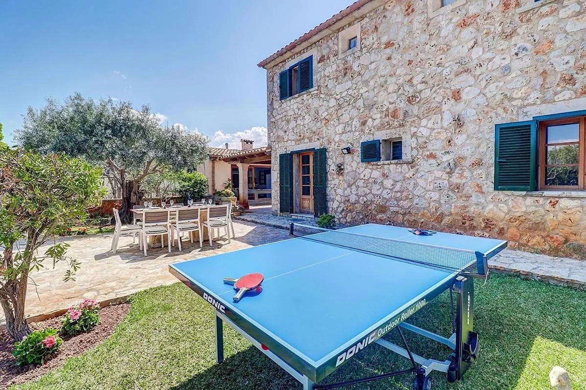 Nyaraló Charming Villa With A Fabulous Garden In Pollensa By Renthousing